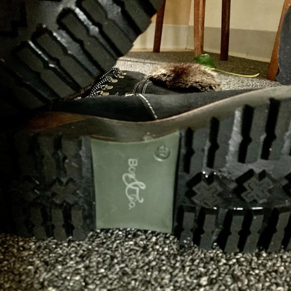 Lace up shearling lined fur trim bootsl - Picture 9 of 11